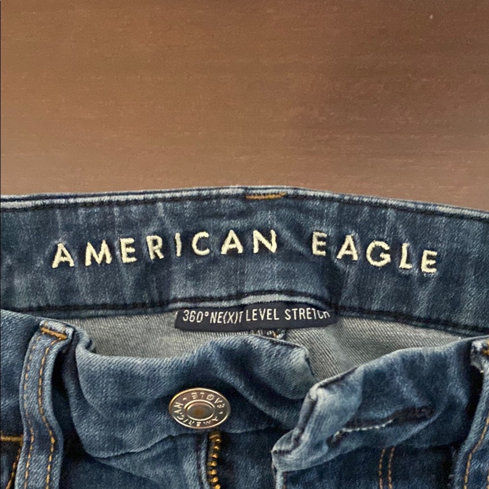 American Eagle Outfitters High Rise Blue Jeans